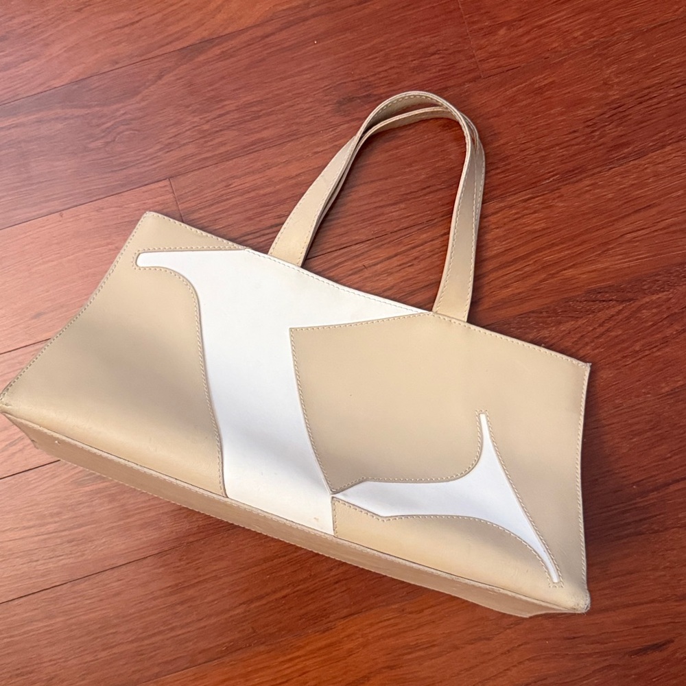 Furla Rectangle Hand Bag - Picture 3 of 13